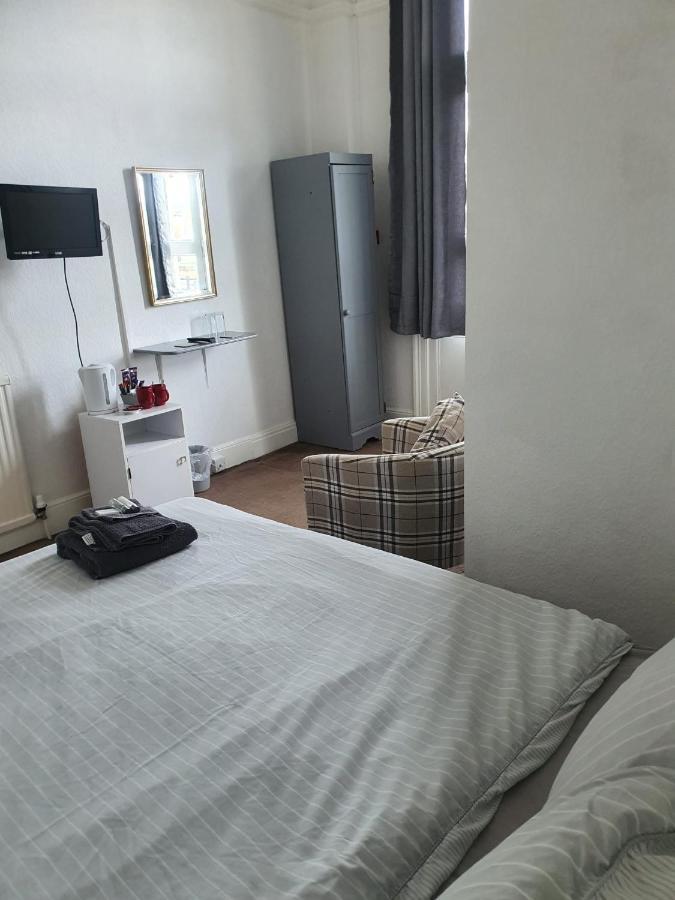 Highlander Hotel Скарборо Екстер'єр фото